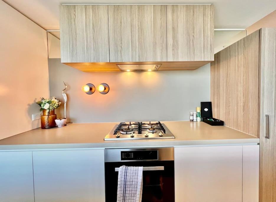 Highrise Best Location 2 Bedrooms & 2 Bathrooms Melbourne Ngoại thất bức ảnh
